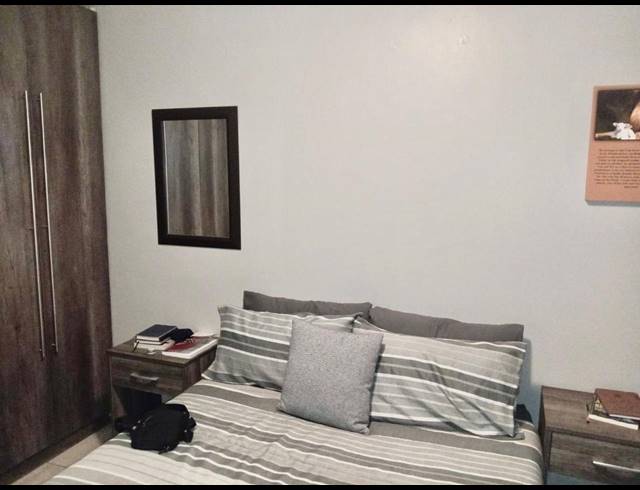 1 BEDROOM APARTMENT TO LET IN CHURCHILL ESTATE